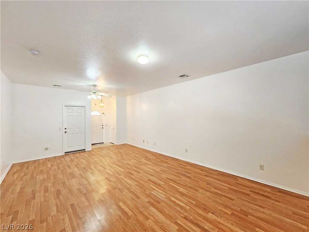 530 Bourbon St #4 - Photo 7 of 25