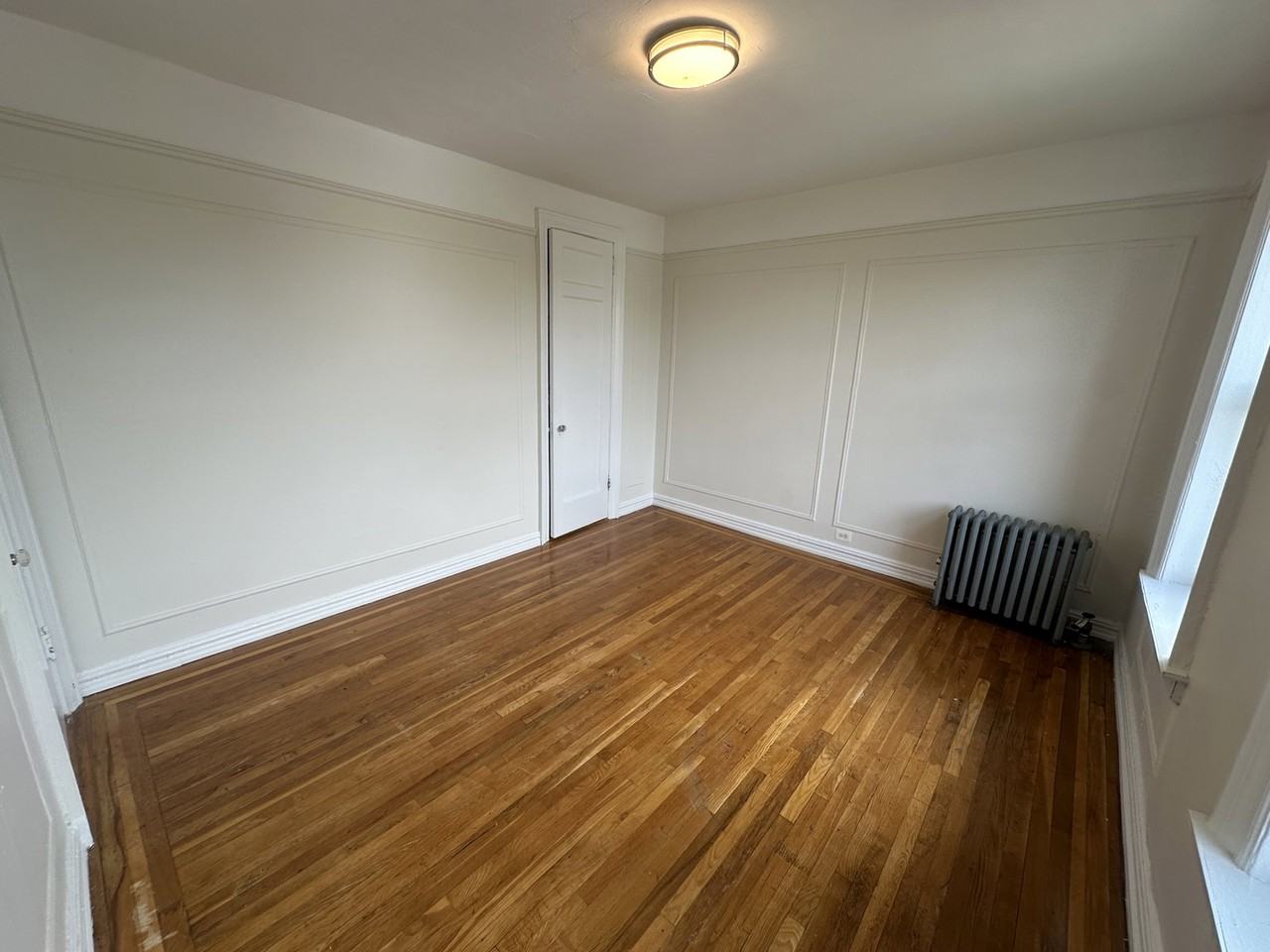Hobart Ave #2D - Photo 2 of 8