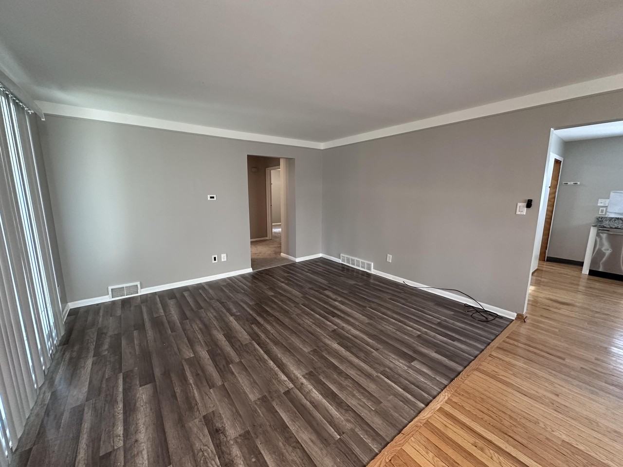 1610 Progress Ave - Photo 2 of 23