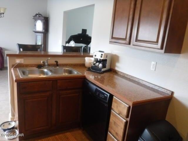 5054 Raintree Cir #B - Photo 3 of 10