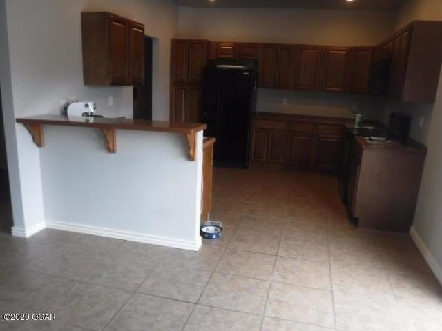 5054 Raintree Cir #B - Photo 4 of 10