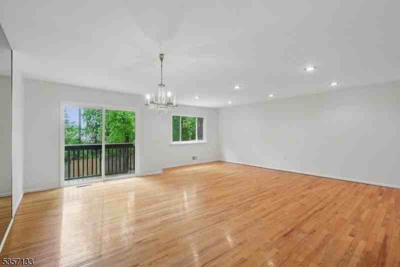 38 Park St #25H - Photo 6 of 23