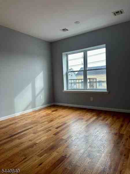 201 Marshall St #6 - Photo 5 of 15