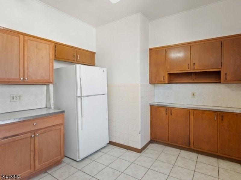31 Temple Pl - Photo 5 of 10