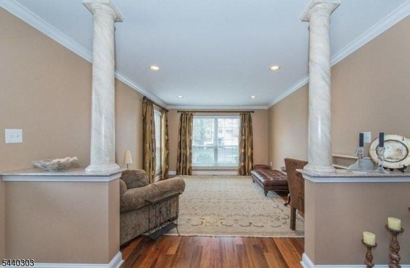 84 Constitution Way - Photo 4 of 18