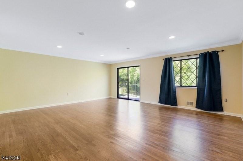 182 Wildflower Ln - Photo 5 of 30