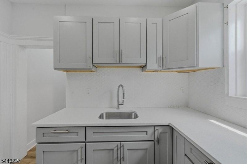 489 E 22nd St #1 - Photo 7 of 18