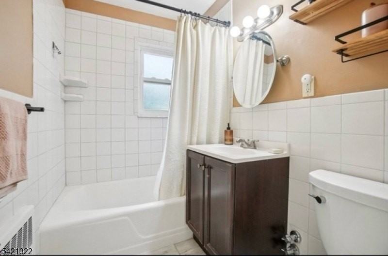 5961 Brighton Ave #8 - Photo 7 of 10
