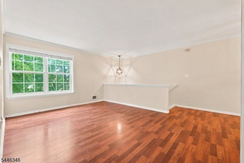 50 Pine St #I2 - Photo 4 of 17