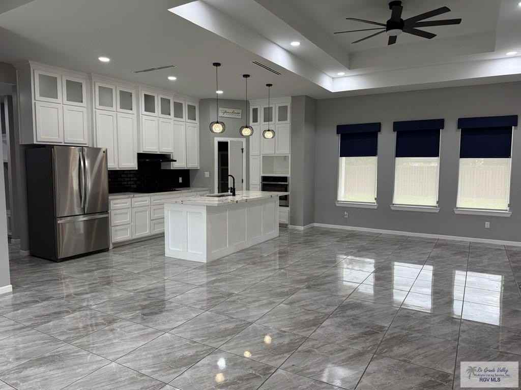 9388 N Queen Palm - Photo 2 of 25