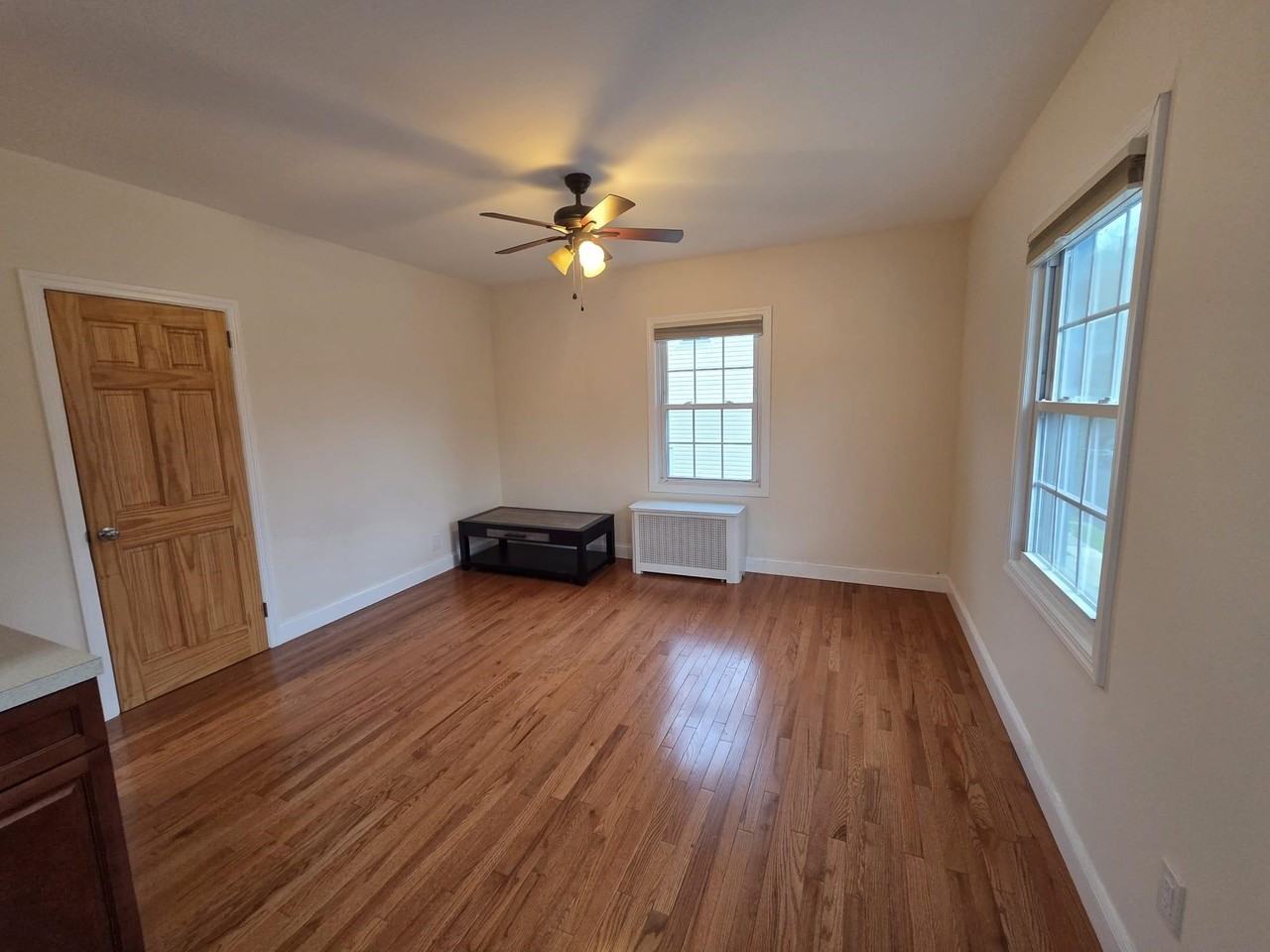 16 Sidney Ave #2ndFL - Photo 4 of 13