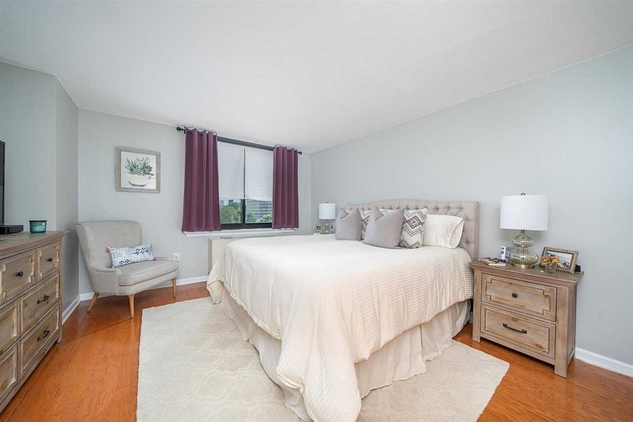 700 Grove St #6M - Photo 7 of 25