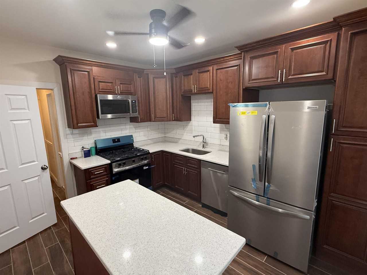 40 E 4th St #2ndFL - Photo 3 of 15