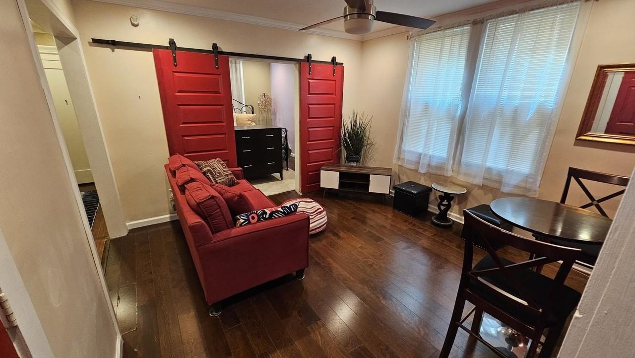 340 Pearsall Ave #1 - Photo 2 of 9