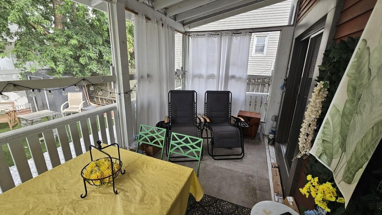 340 Pearsall Ave #1 - Photo 5 of 9
