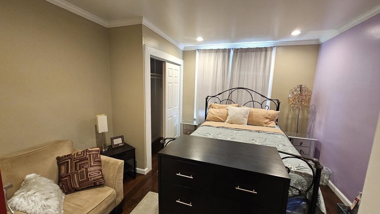 340 Pearsall Ave #1 - Photo 7 of 9