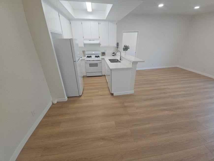 11469 Collins St - Photo 5 of 10