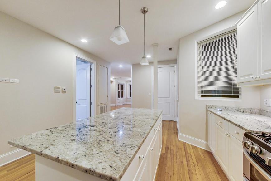2621 W Leland Ave - Photo 5 of 6