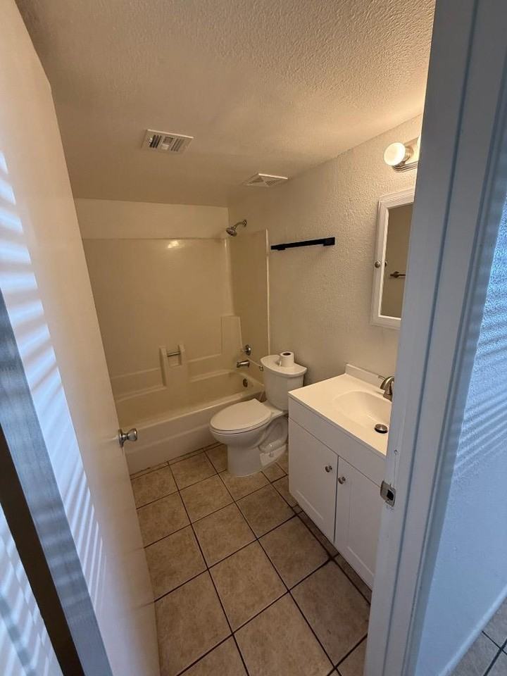 508 N Scott Ave - Photo 6 of 10