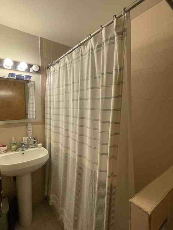 221 Van Brunt St - Photo 6 of 6