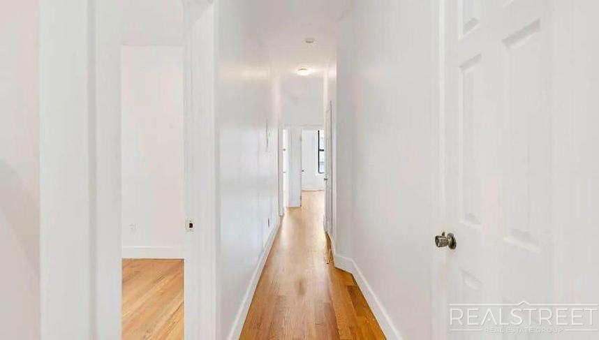 756 Marcy Ave - Photo 6 of 10