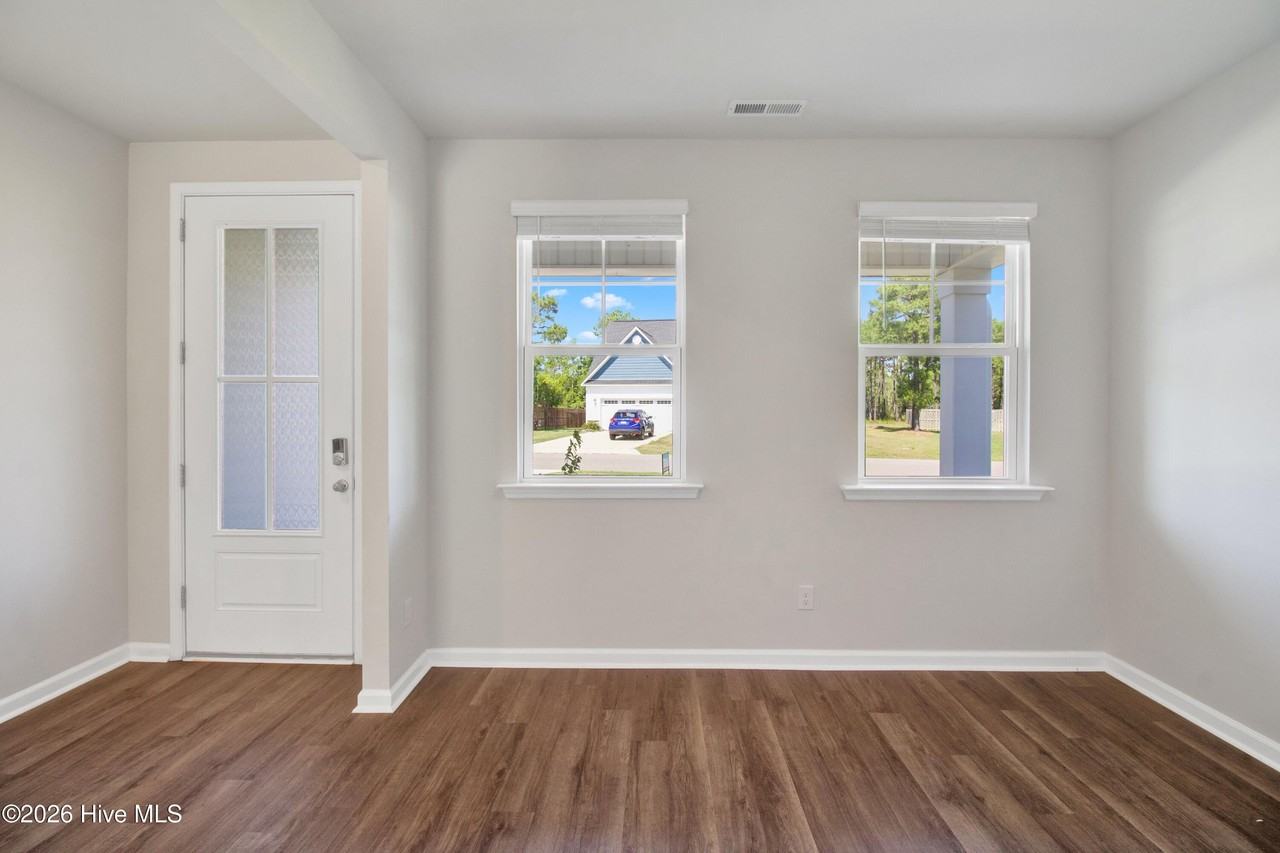 918 Needlerush Rd - Photo 5 of 15