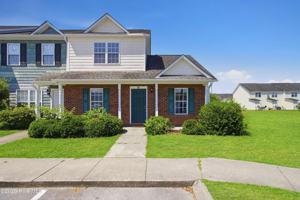 featured image of 207 Ashwood Dr