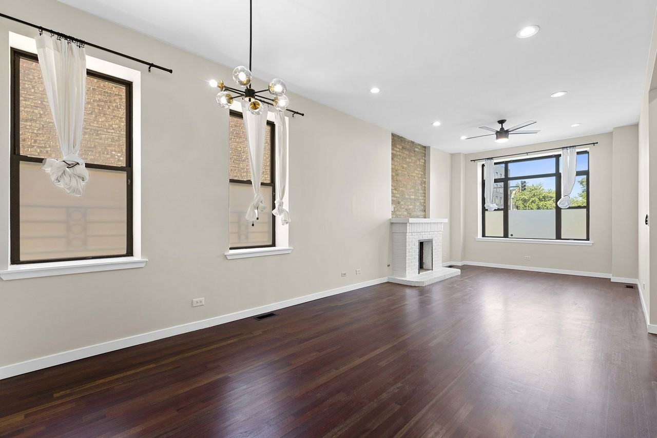 613 N Racine Ave #1 - Photo 2 of 8