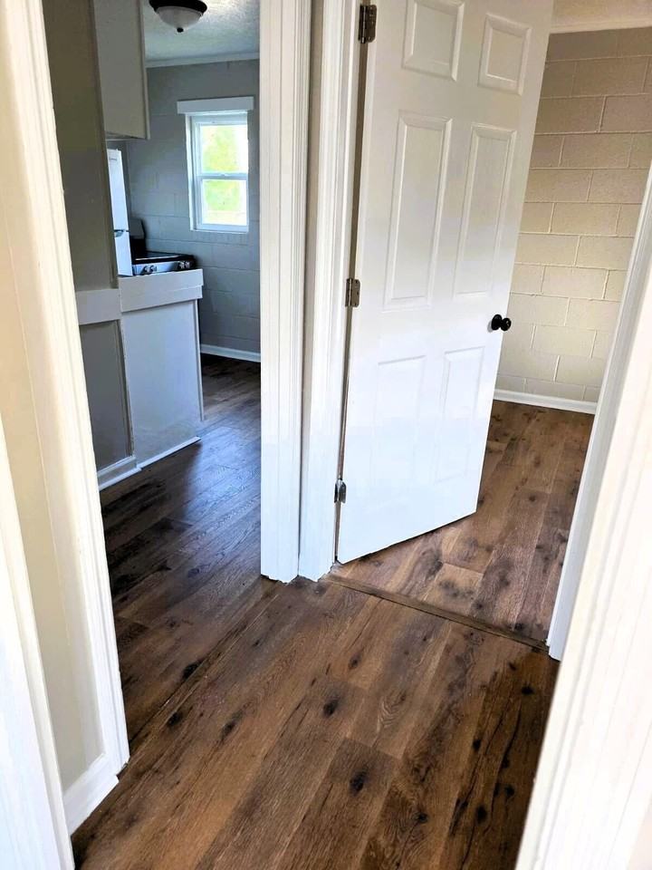532 Hampton Ave Nw - Photo 7 of 9