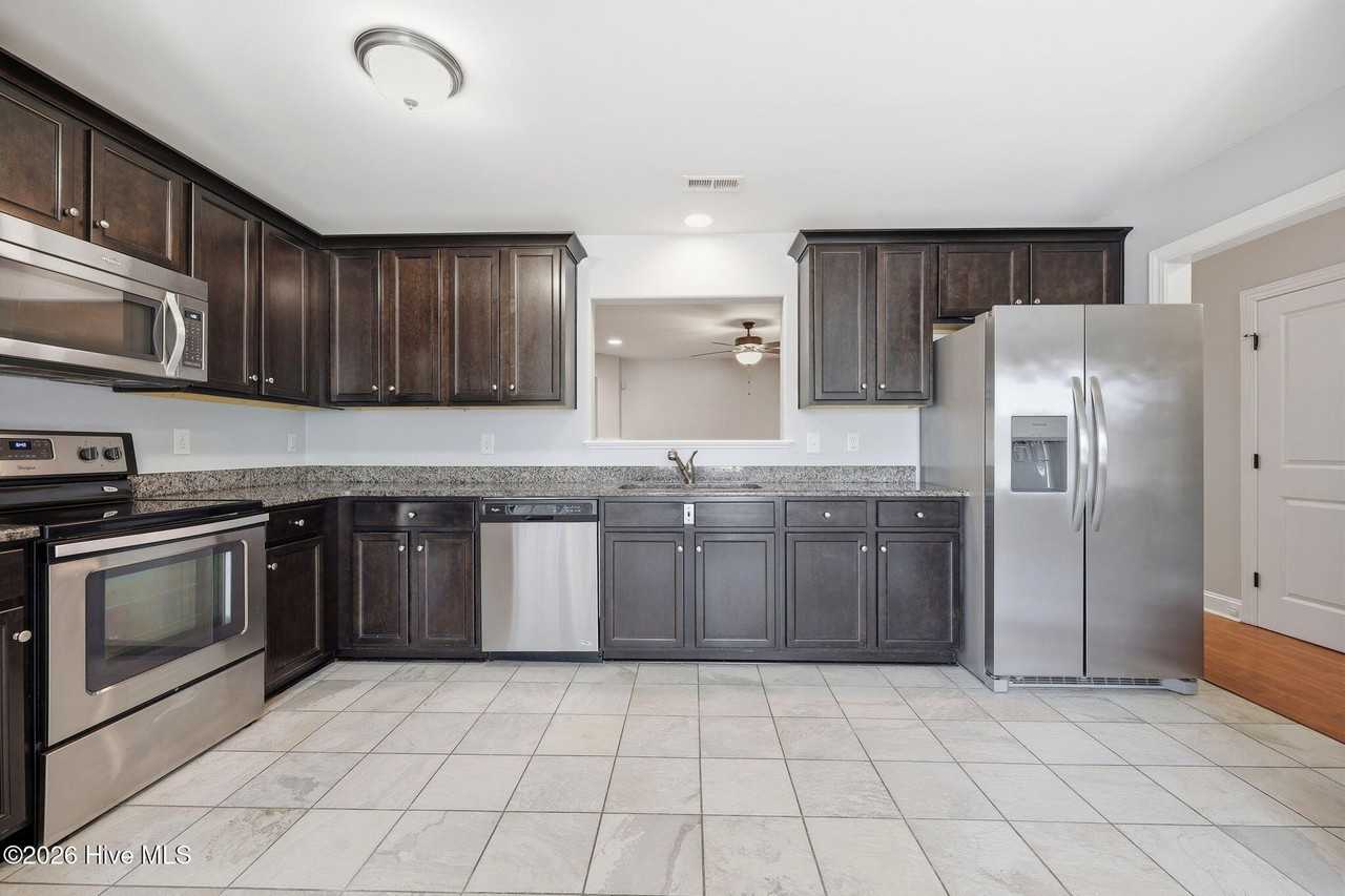3029 Edward Ct #A - Photo 5 of 18