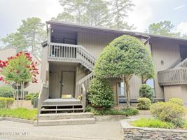 featured image of 10 Pine Tree Rd #136