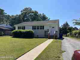 featured image of 502 New River Dr