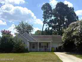 2422 White Rd - Photo 1 of 1