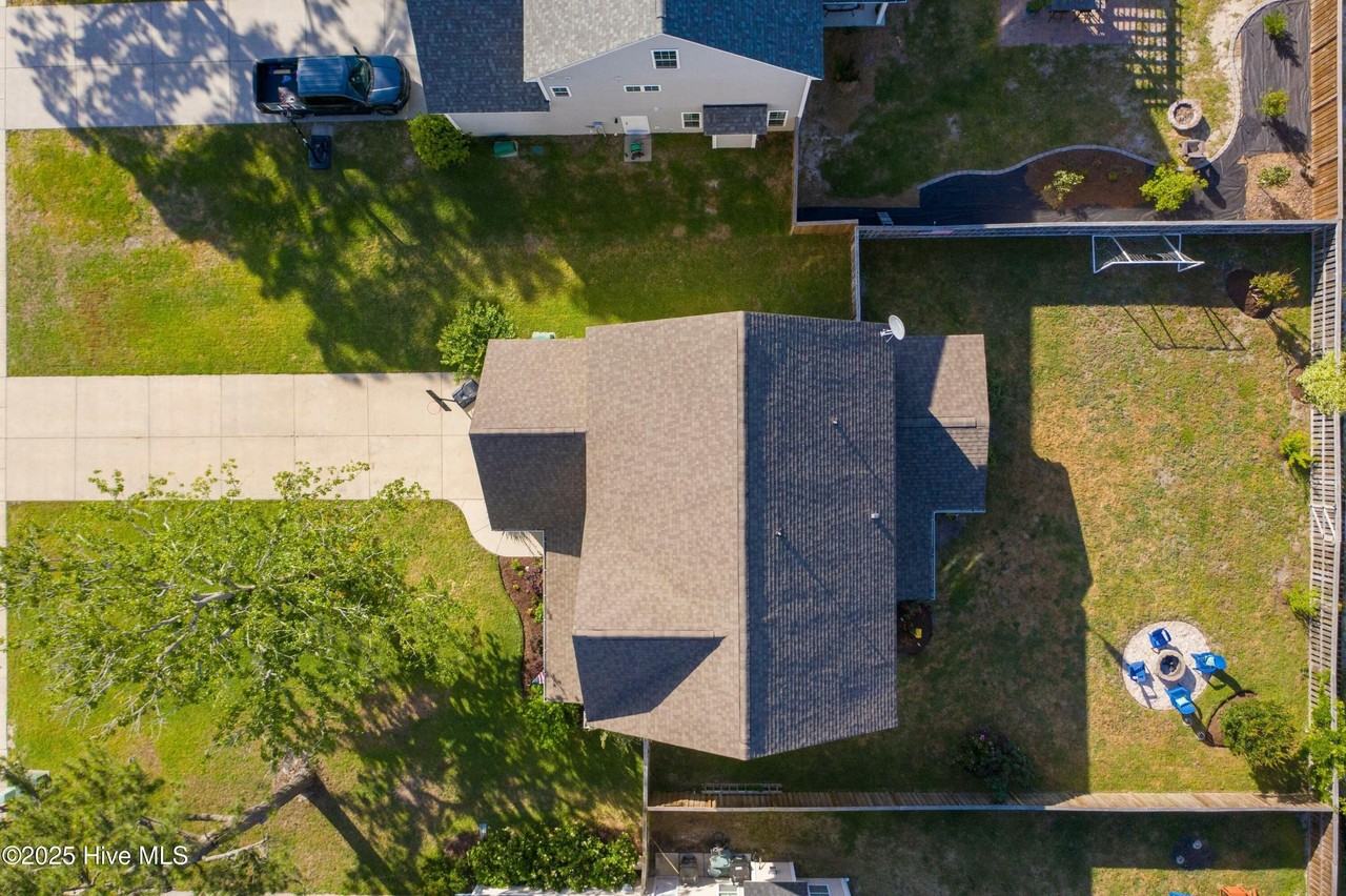 562 W Craftsman Way - Photo 4 of 39