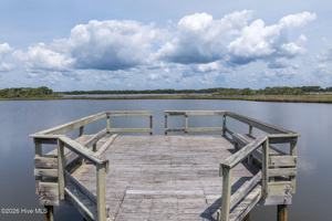 featured image of 2999 Island Dr