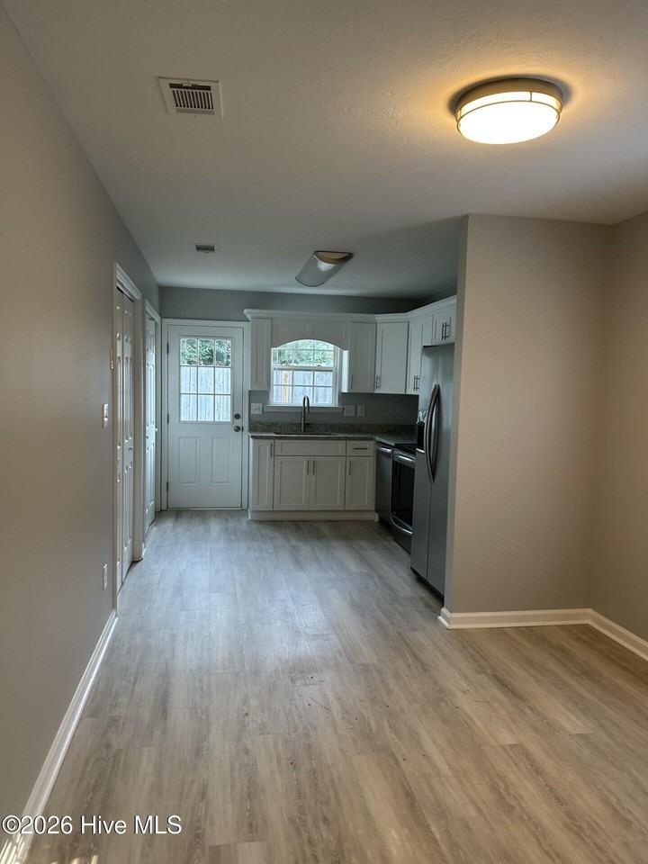 4461 Belair Dr #3 - Photo 7 of 12