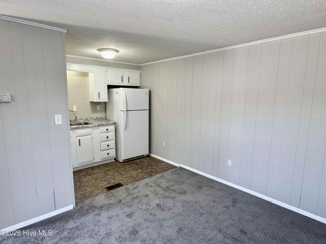 3603 Rose Rd #A - Photo 4 of 12