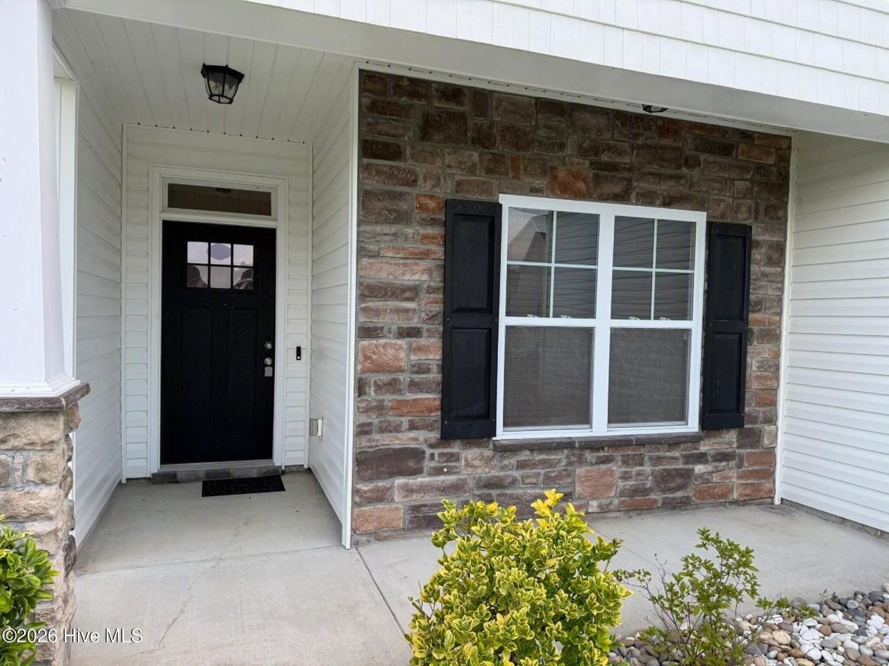 513 New Hanover Trl - Photo 2 of 27