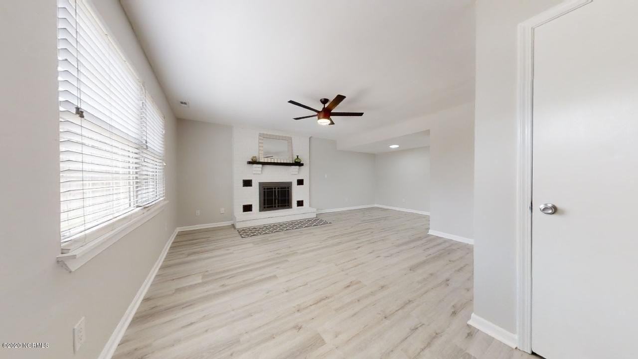 114 Villa Dr - Photo 2 of 42