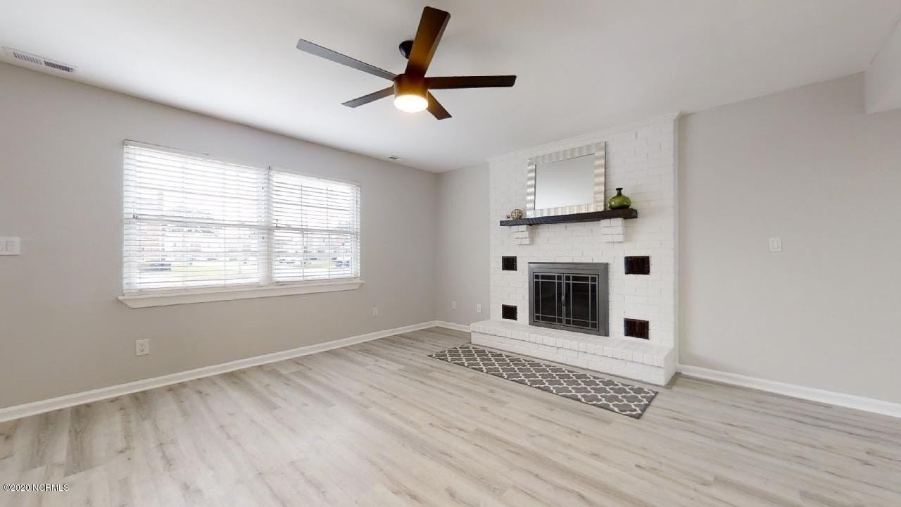 114 Villa Dr - Photo 5 of 42