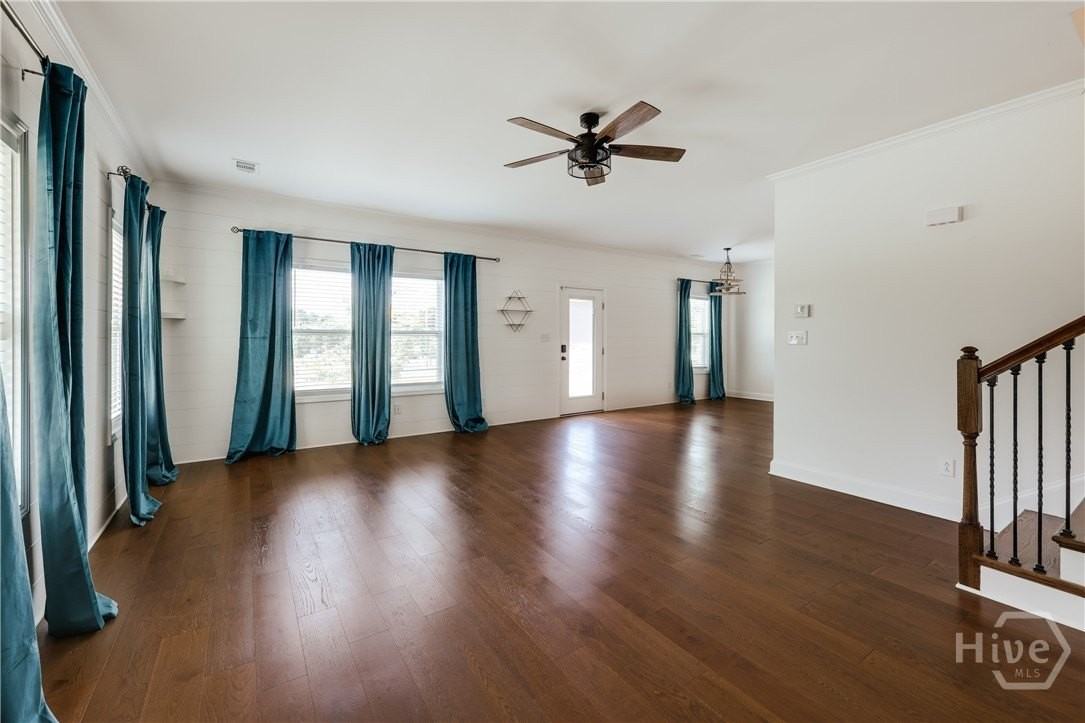 499 Little Oak St - Photo 2 of 50