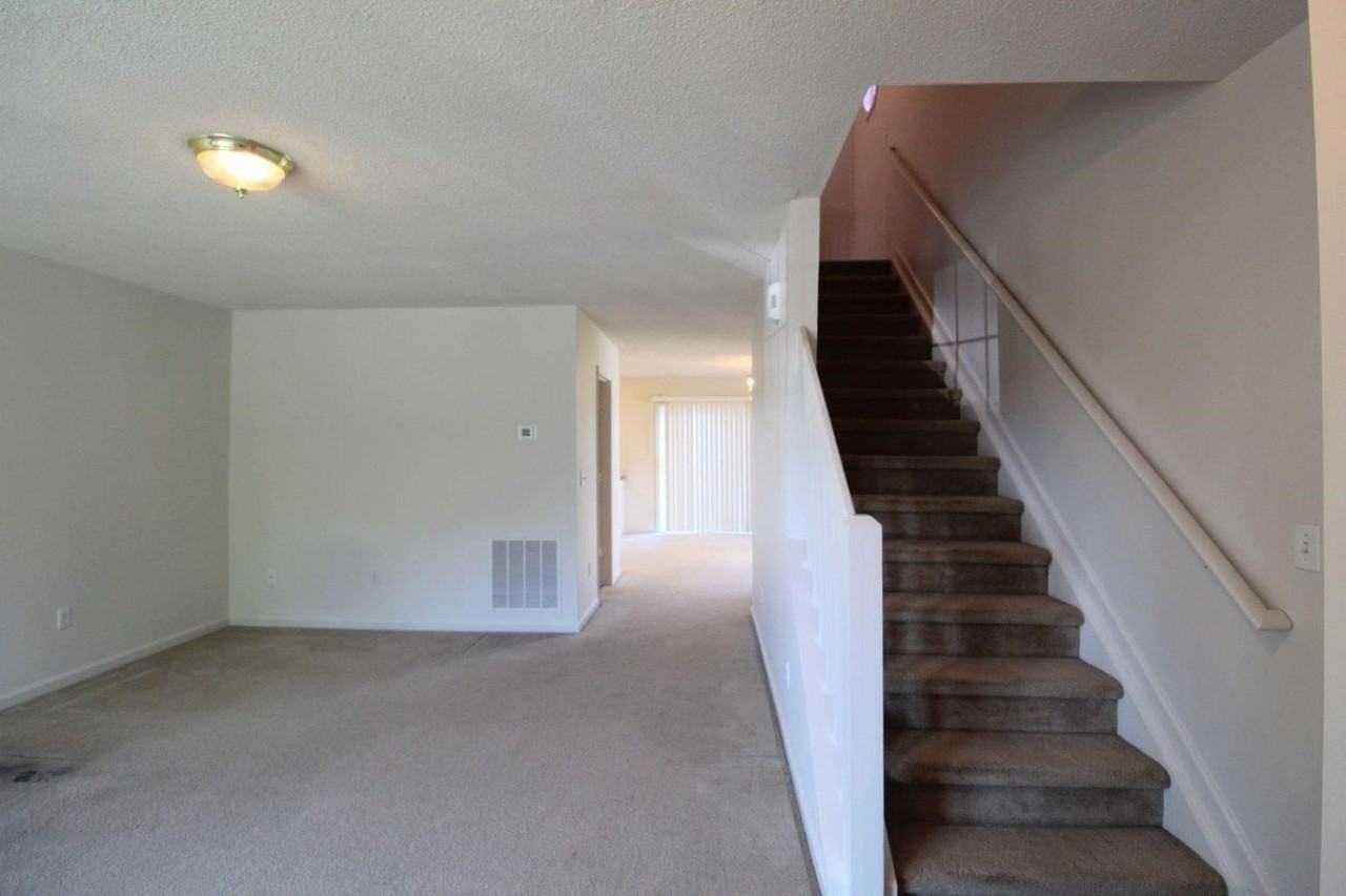 1036 John Hancock Pl - Photo 3 of 24