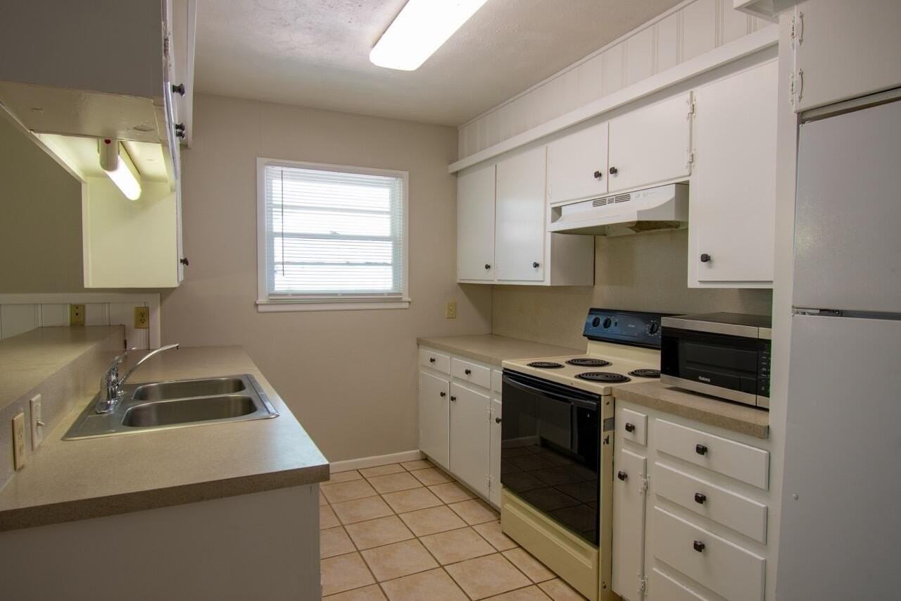 5413 32nd St - Photo 7 of 20