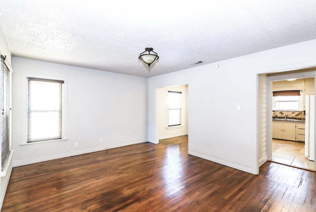 2306 20th St - Photo 6 of 30