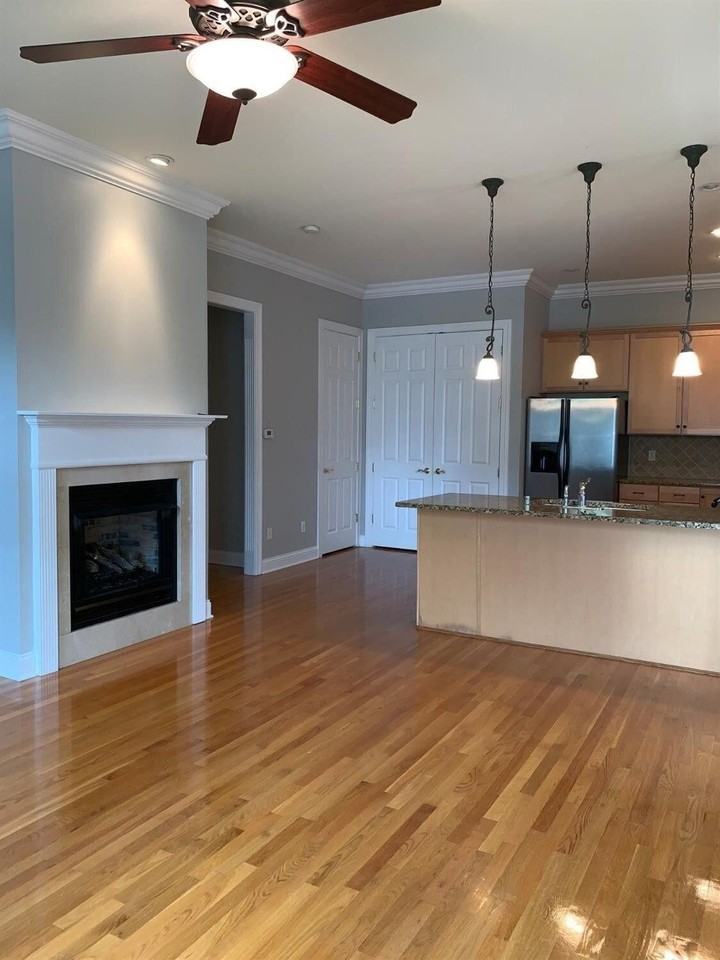 631 W Main St #101 - Photo 4 of 10