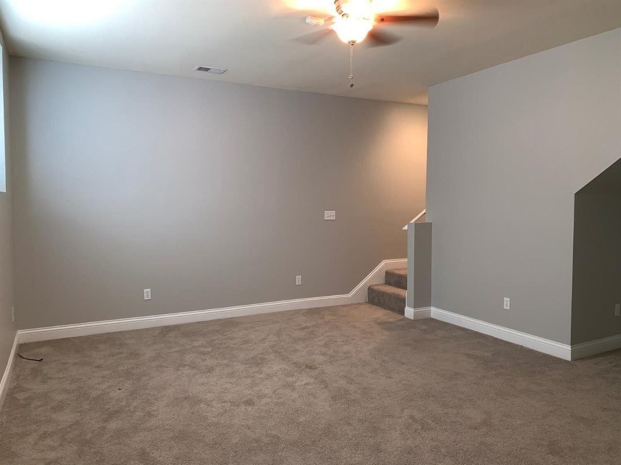 631 W Main St #101 - Photo 5 of 10