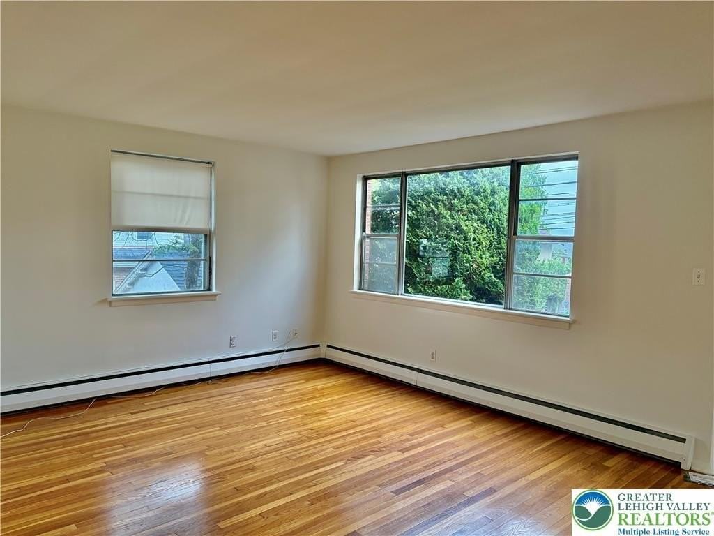 434 N Leh St #1B - Photo 2 of 11