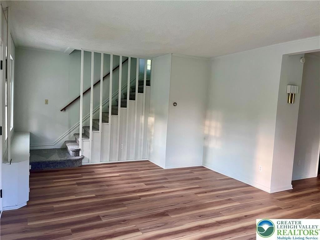 5163 Fornaciari Dr - Photo 6 of 21