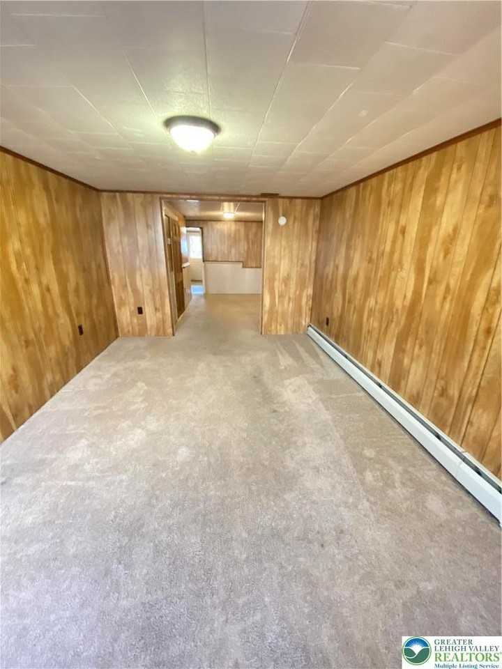 221 Center Ave - Photo 4 of 16