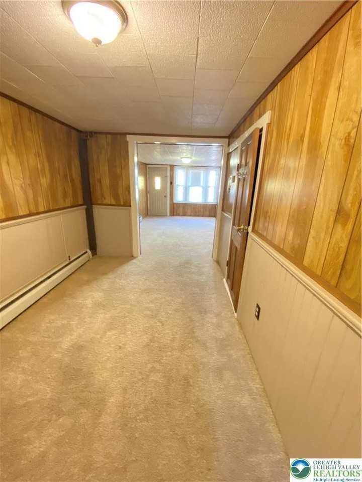221 Center Ave - Photo 5 of 16